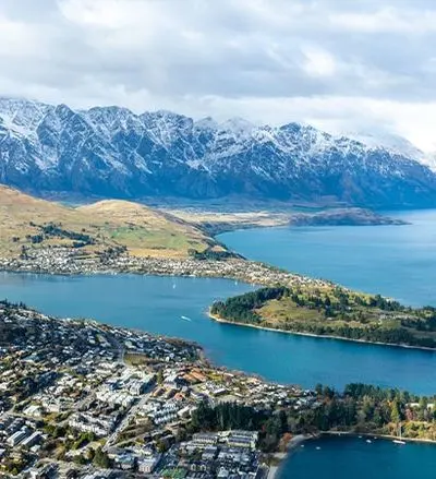 Queenstown, Lake Wakatipu and the Remarkables